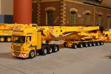 Mc Nallys LTM 11200-9.1 Masttransport mit Scania R 730 8x4 und Nooteboom NLD-70