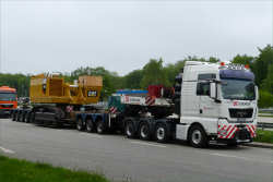 Schenker, Transport CAT 6015 Baggergrunhdgert fr den Export, Mai 2013