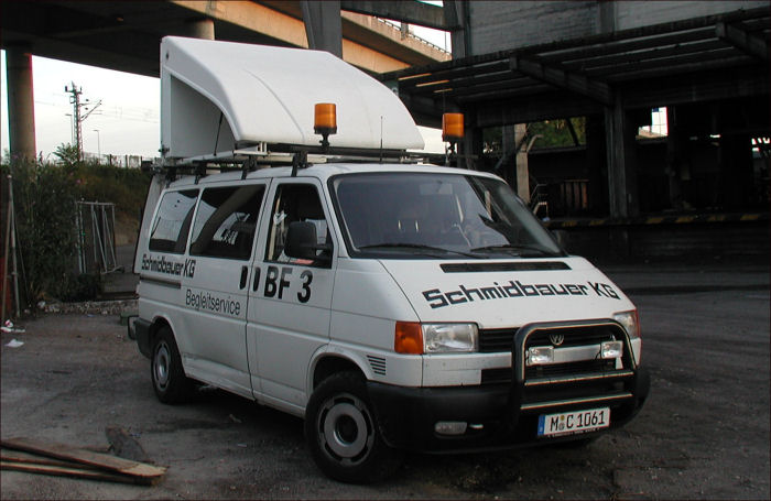 Schmidbauer KG, BF 3 Fahrzeug auf VW T 5, Baseler Rheinhafen, September 2002